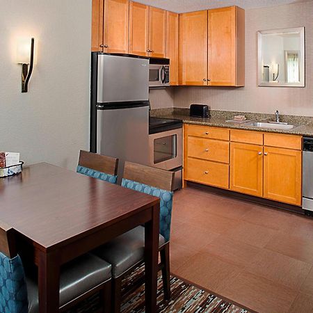 Residence Inn Вустер Екстер'єр фото