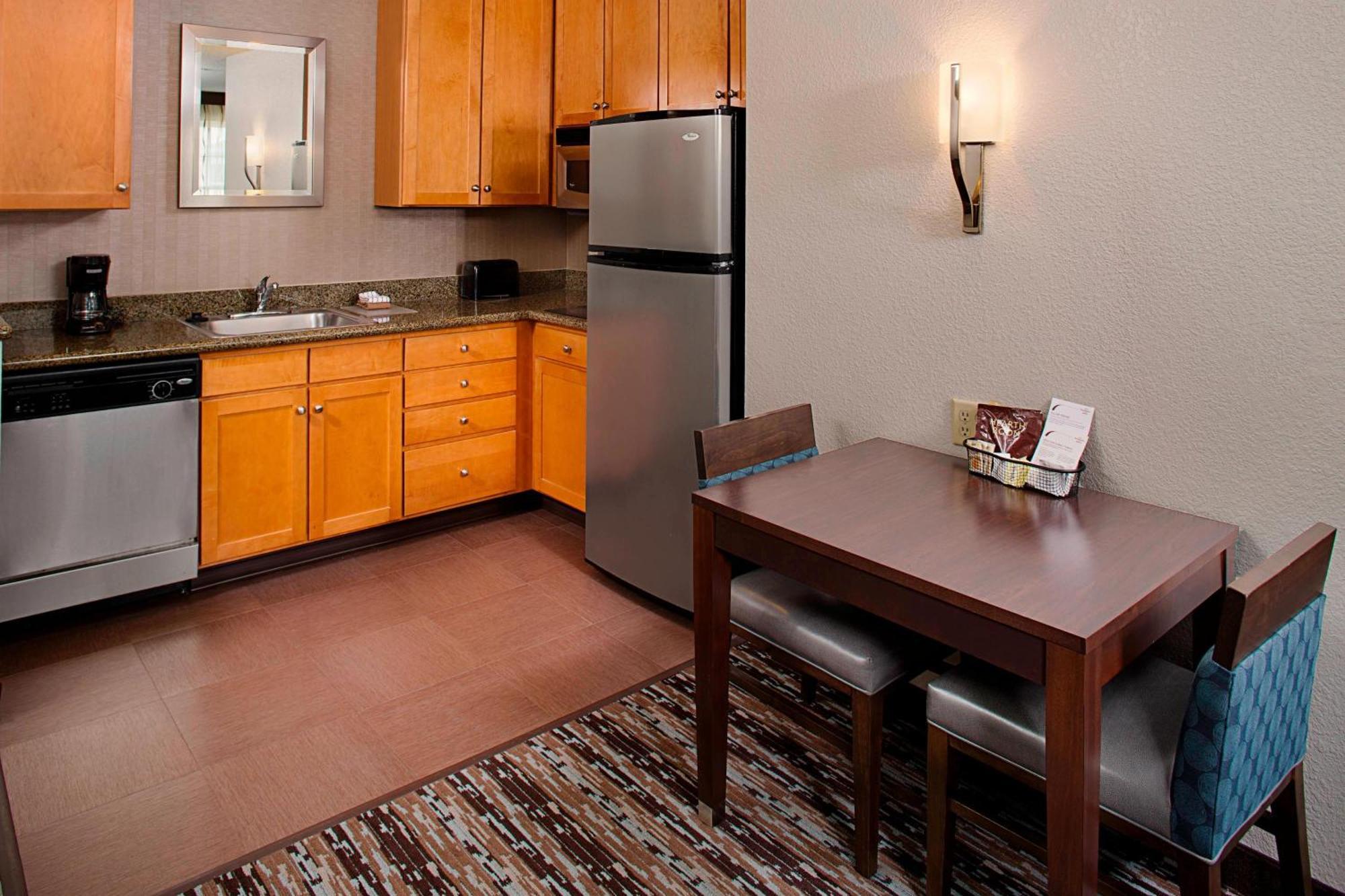 Residence Inn Вустер Екстер'єр фото